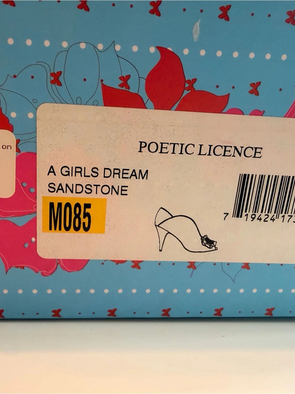 Poetic License brown tan
